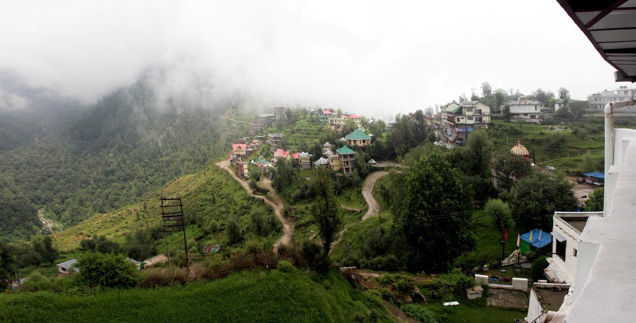 Divyansh Hotel Dharamshala Exterior photo
