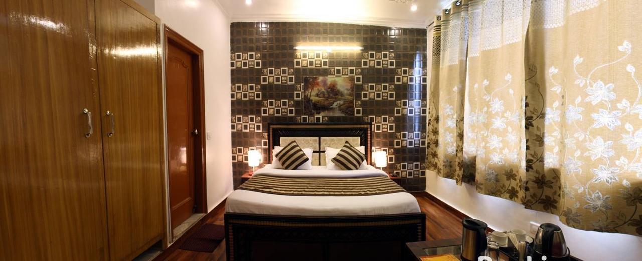 Divyansh Hotel Dharamshala Exterior photo